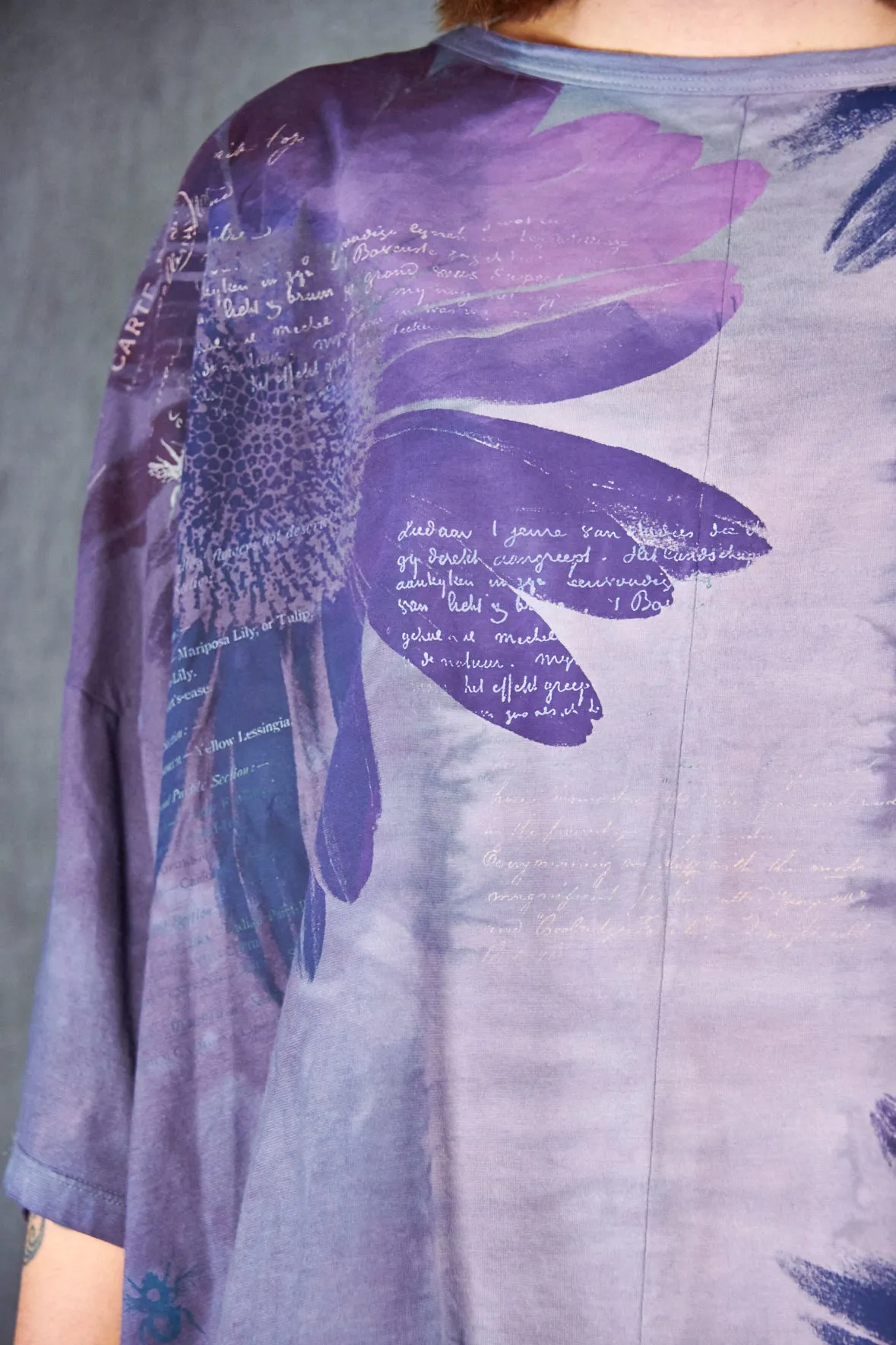 1236HD Line Tee Ultra Purple Daisy 29.5"