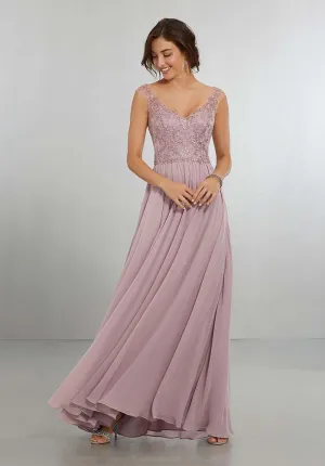 2018 Long Blush Pink Bridesmaid Dresses V-Neck Beadings Chiffon Floor Length