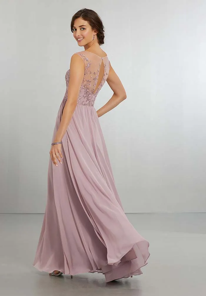 2018 Long Blush Pink Bridesmaid Dresses V-Neck Beadings Chiffon Floor Length