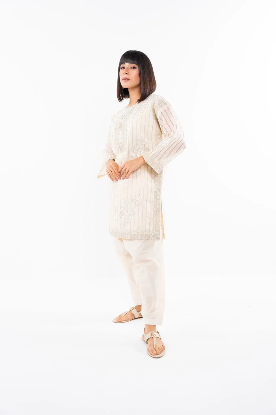 Al Karam - 2 Pc Embroiderd Lurex Zari Outfit