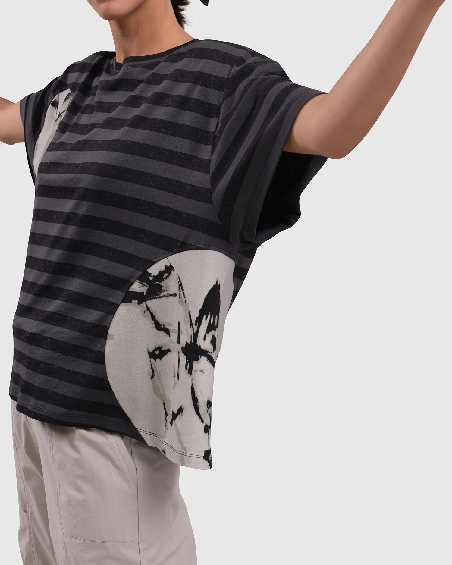 Alembika Urban Stripe Moon Boxy Tee