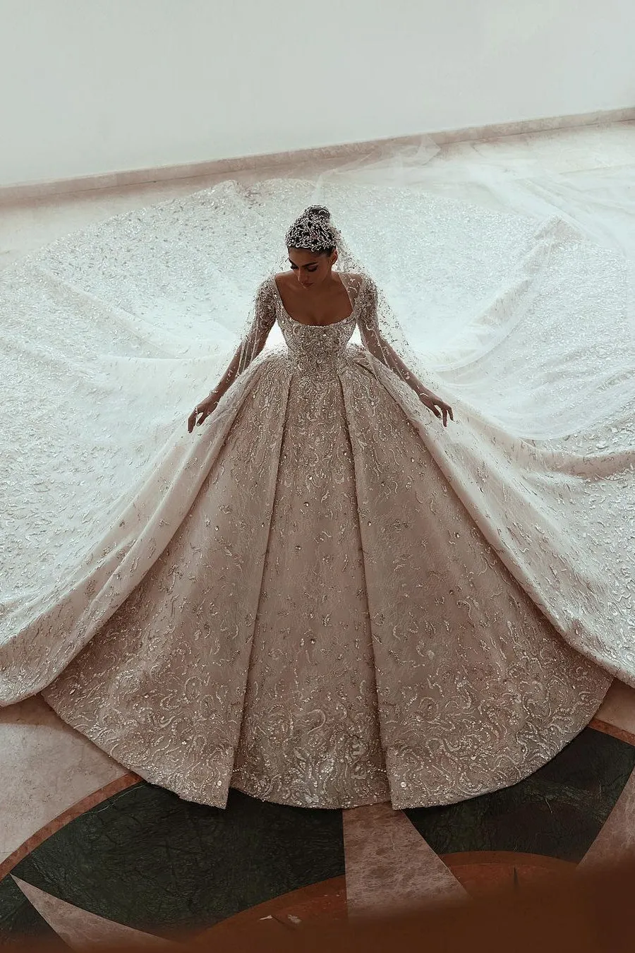 Ball gown Square neck Long Sleeves with waist skrit floor length Sparkle Beaded Wedding Dress