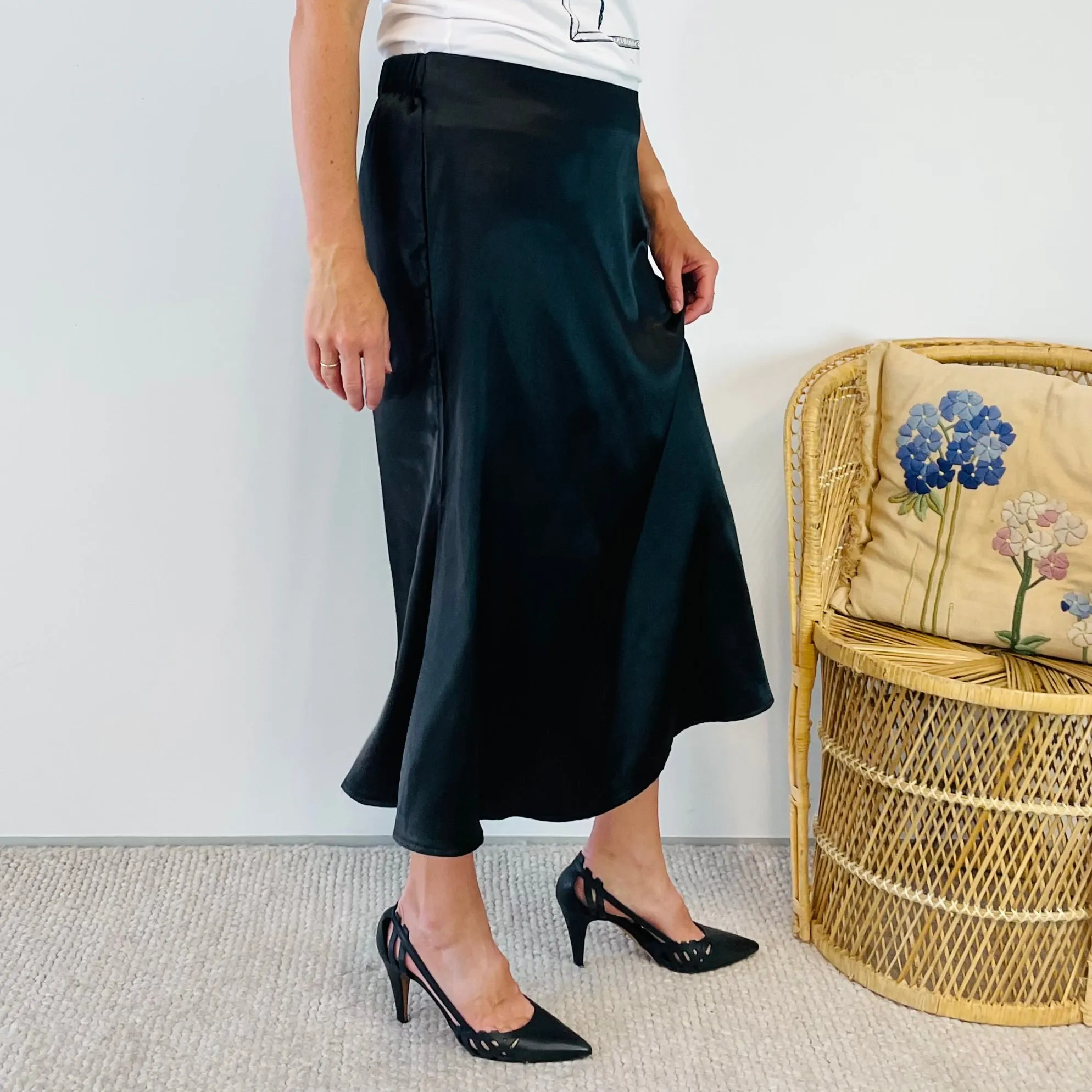 Black Satin Midi Skirt (XL)