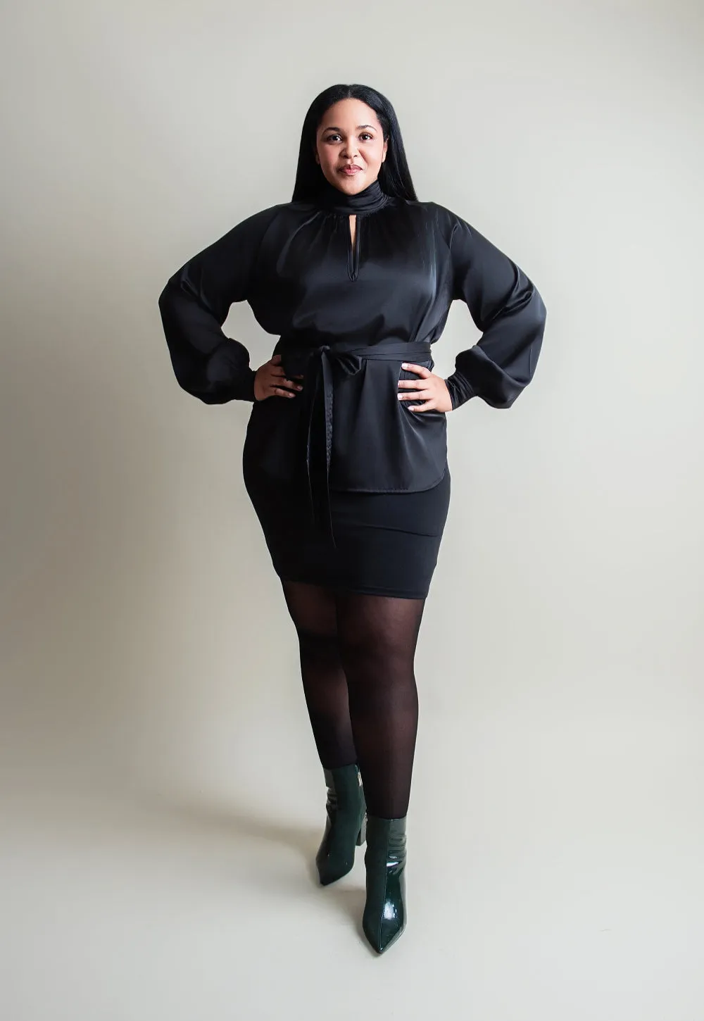 Bow blouse in Satin