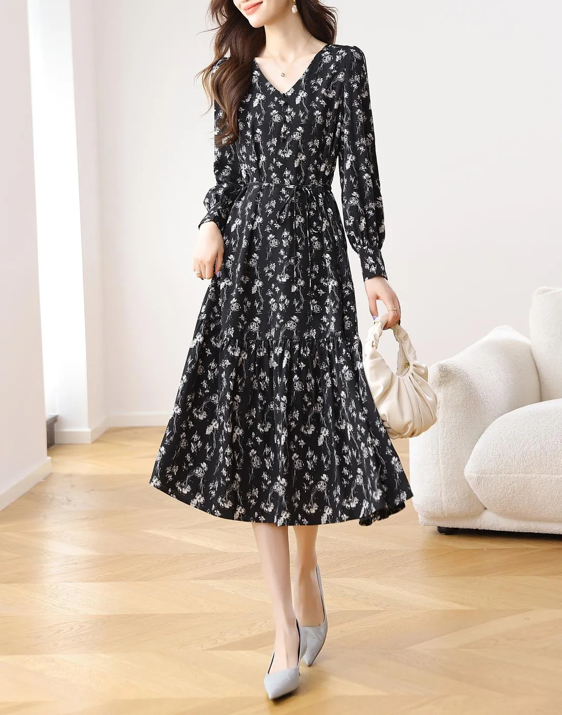 Calf-Length Black Floral Dress for Sophisticated Women