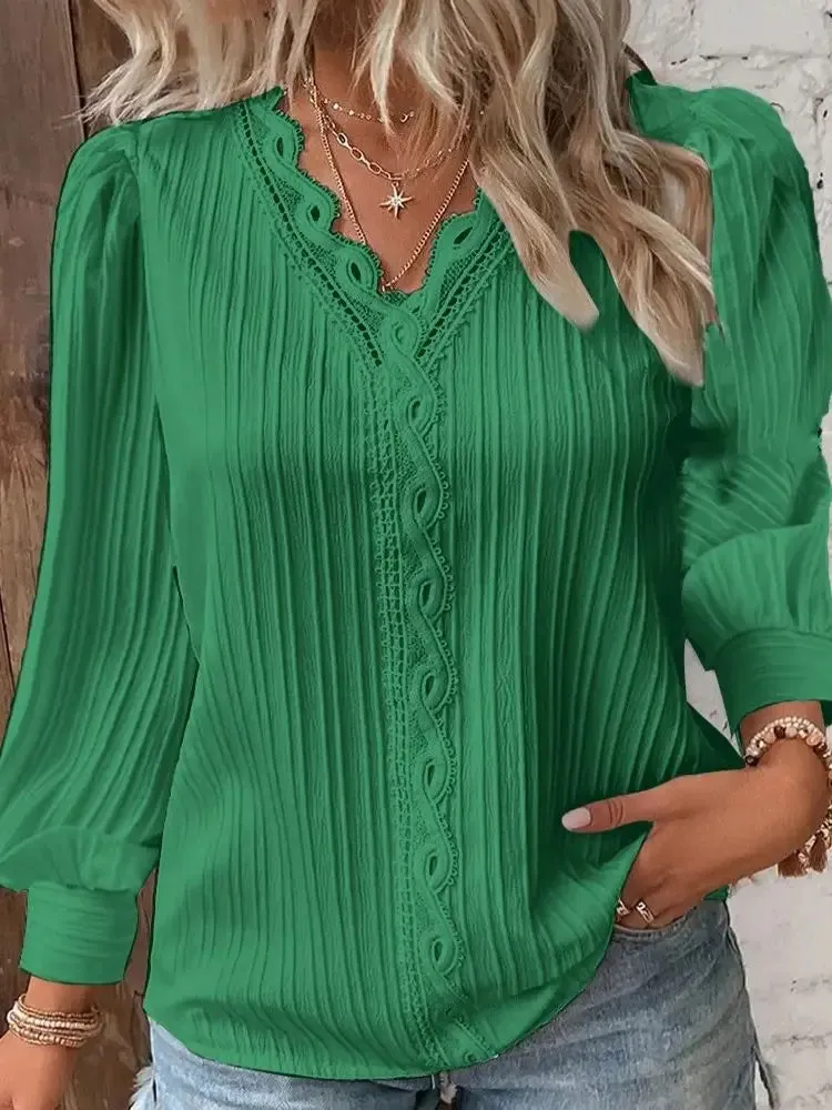 Charlotte – Lace Patchwork V-Neck Blouse