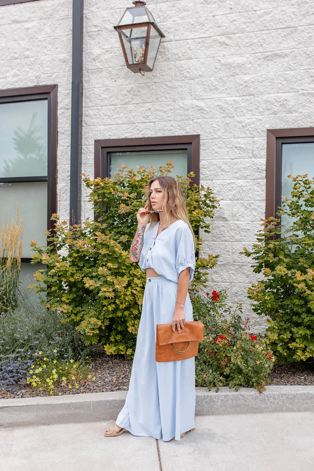 Charmer button front cropped top ~ Ice blue