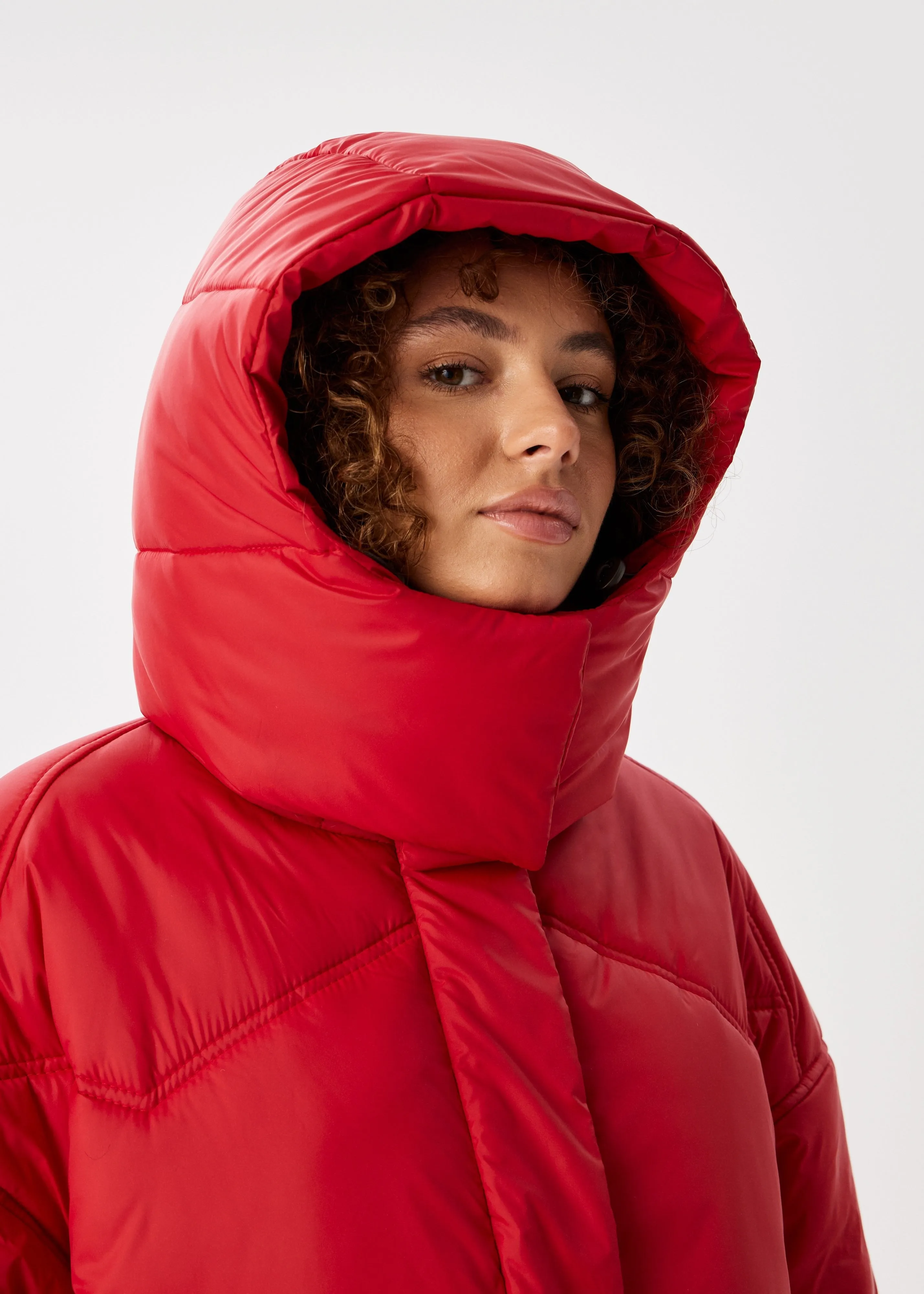 Classic Red Puffer Jacket for Women – Trendy & Warm Designs