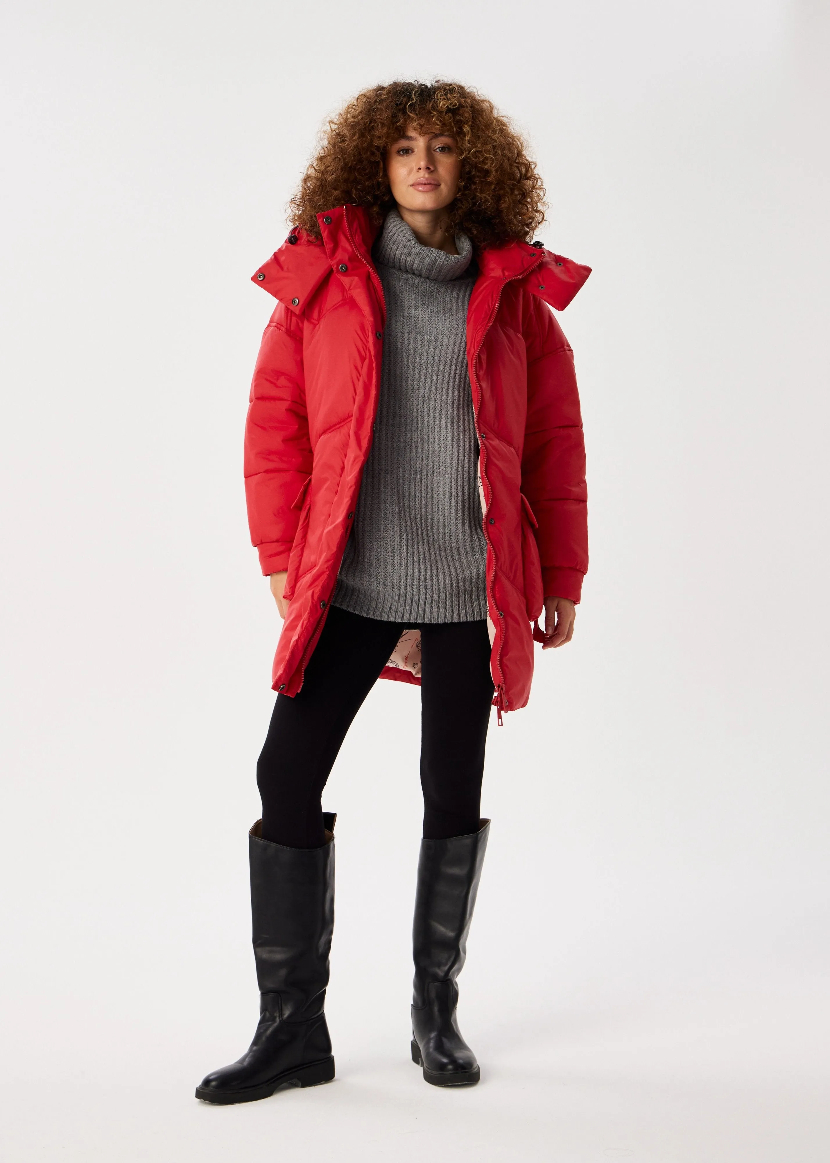 Classic Red Puffer Jacket for Women – Trendy & Warm Designs