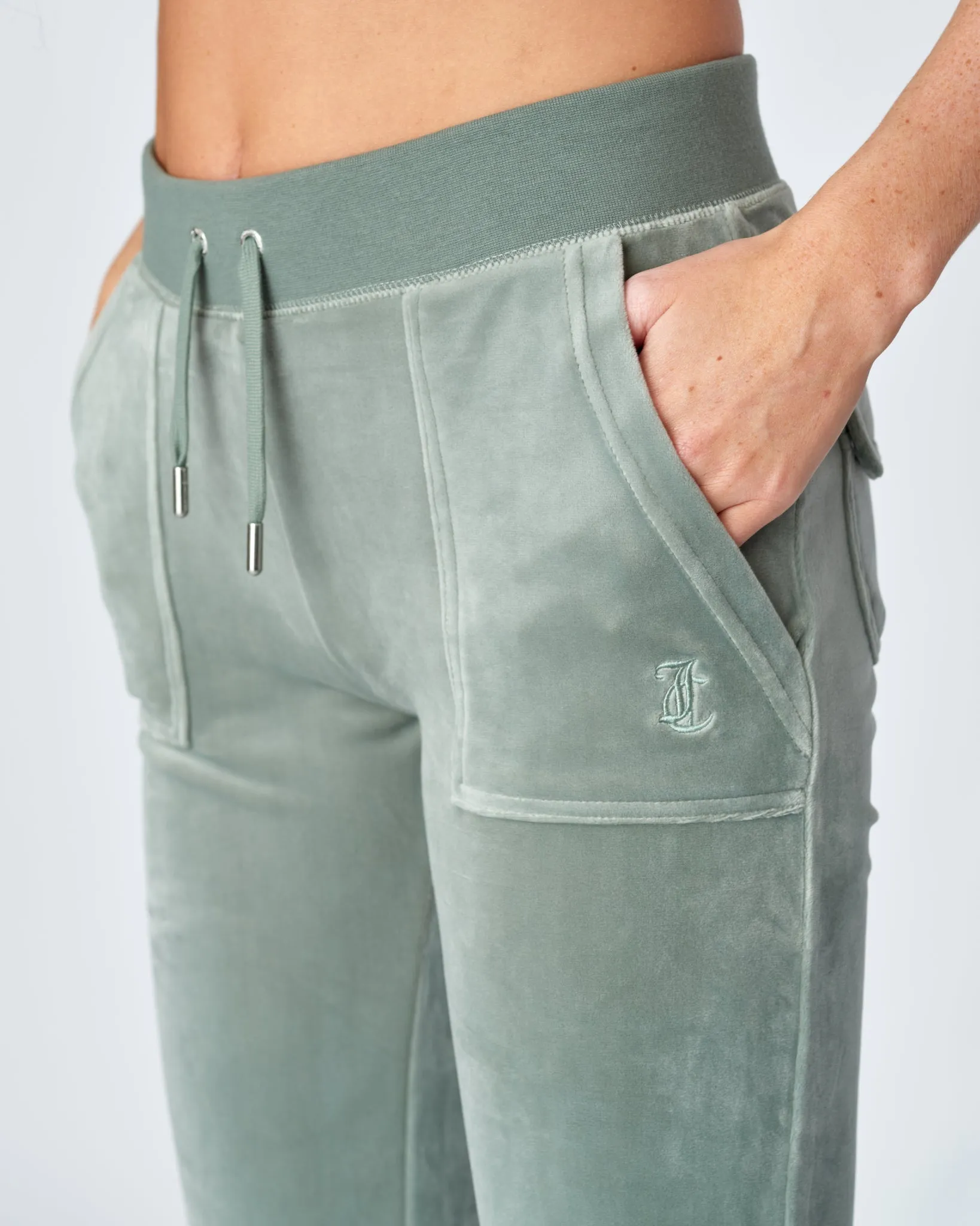 Classic Velour Del Ray Pant Chinois Green