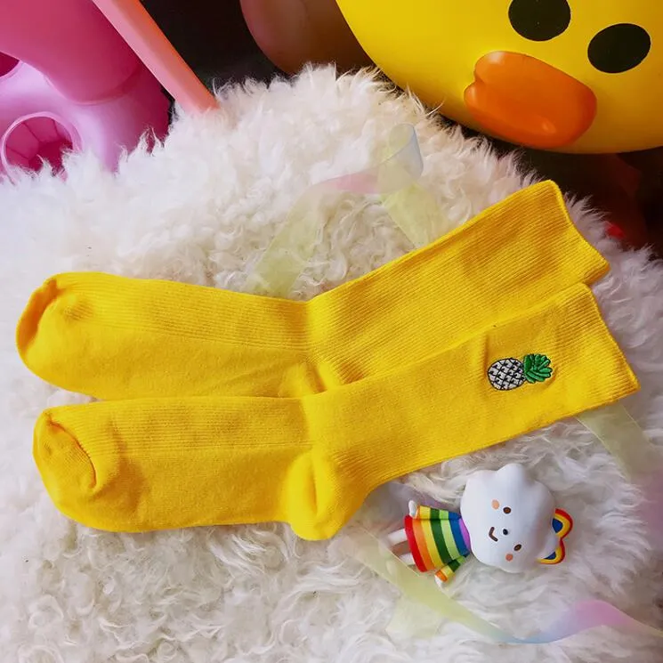 College style fruit pattern embroidered cotton socks yc23323