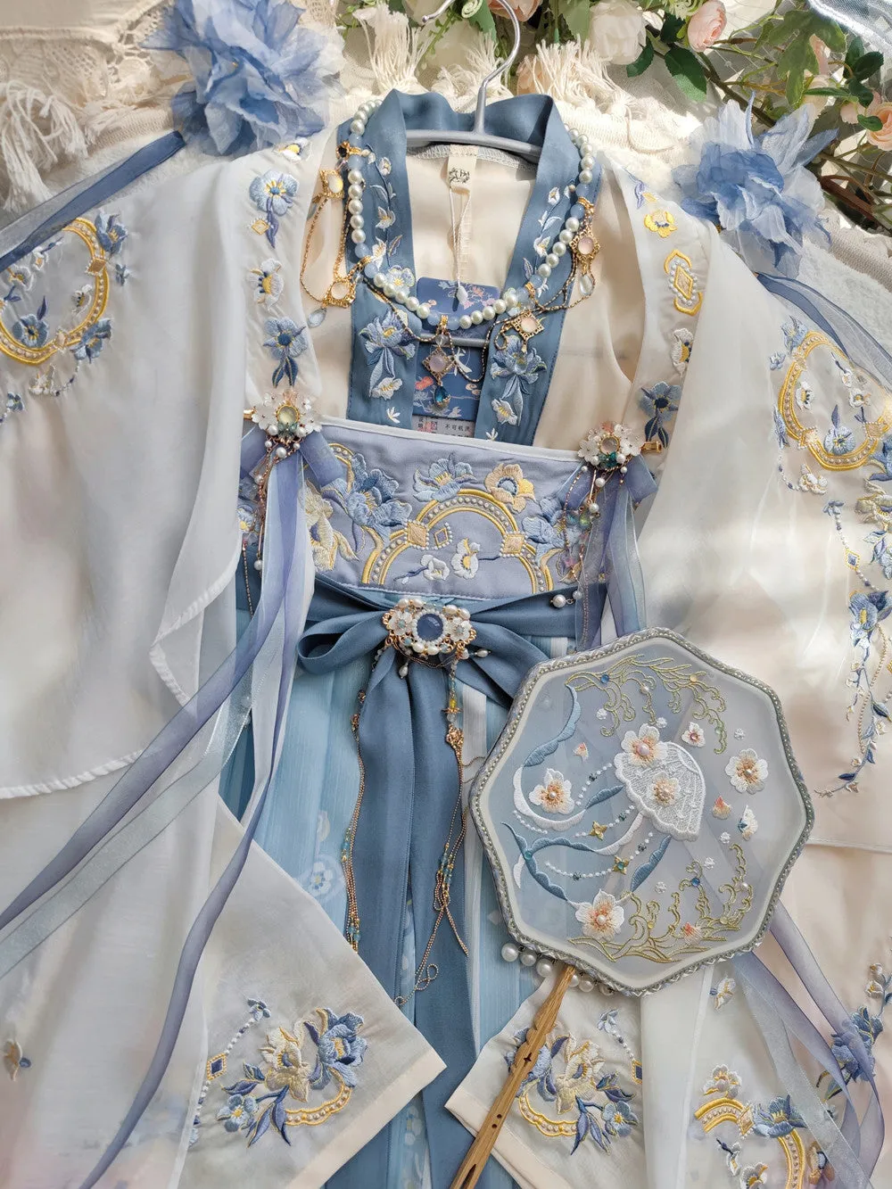 Embroidered Cloak Hanfu UB98160