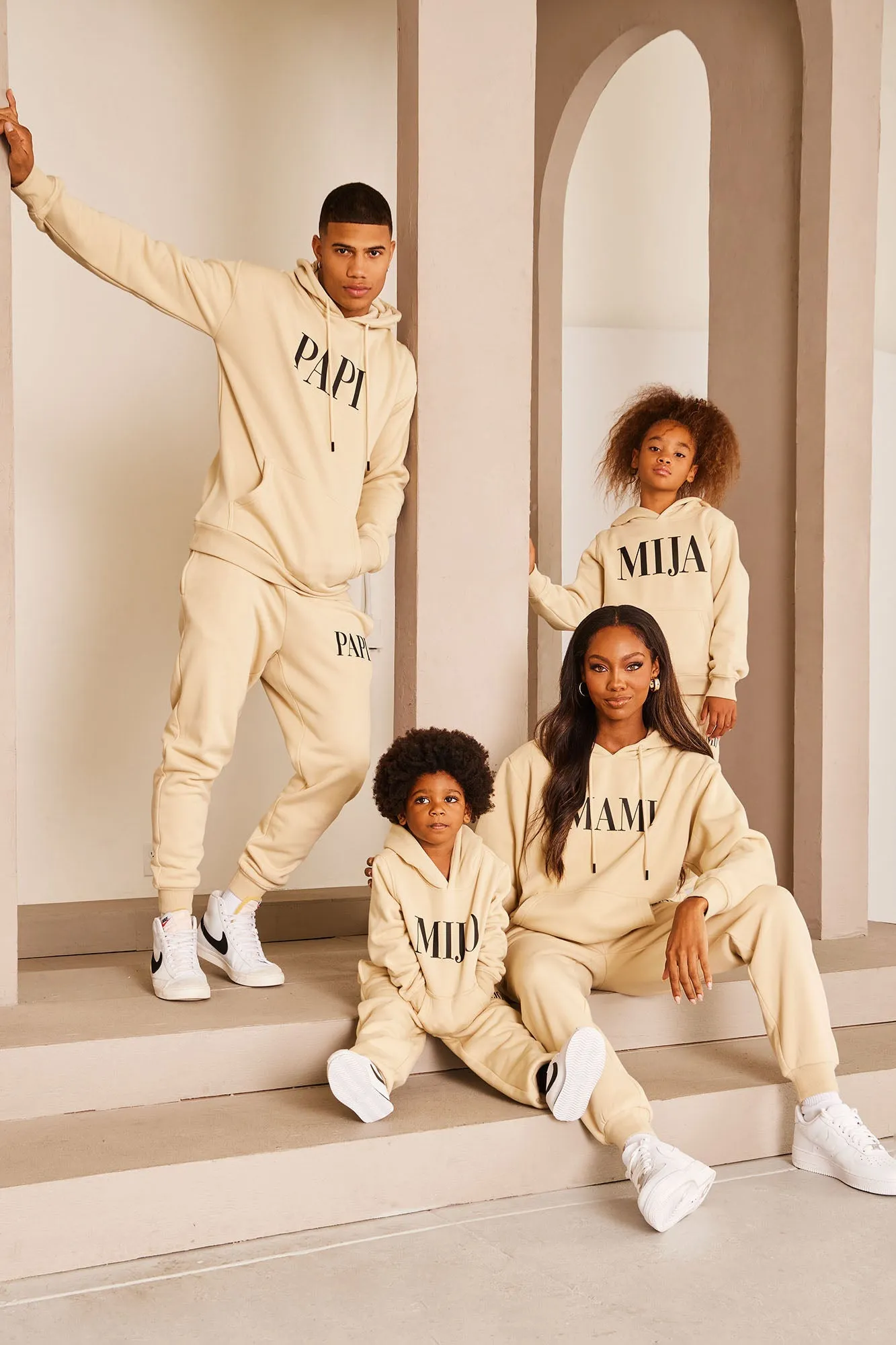 Family Goals Women's Mami Hoodie - Tan