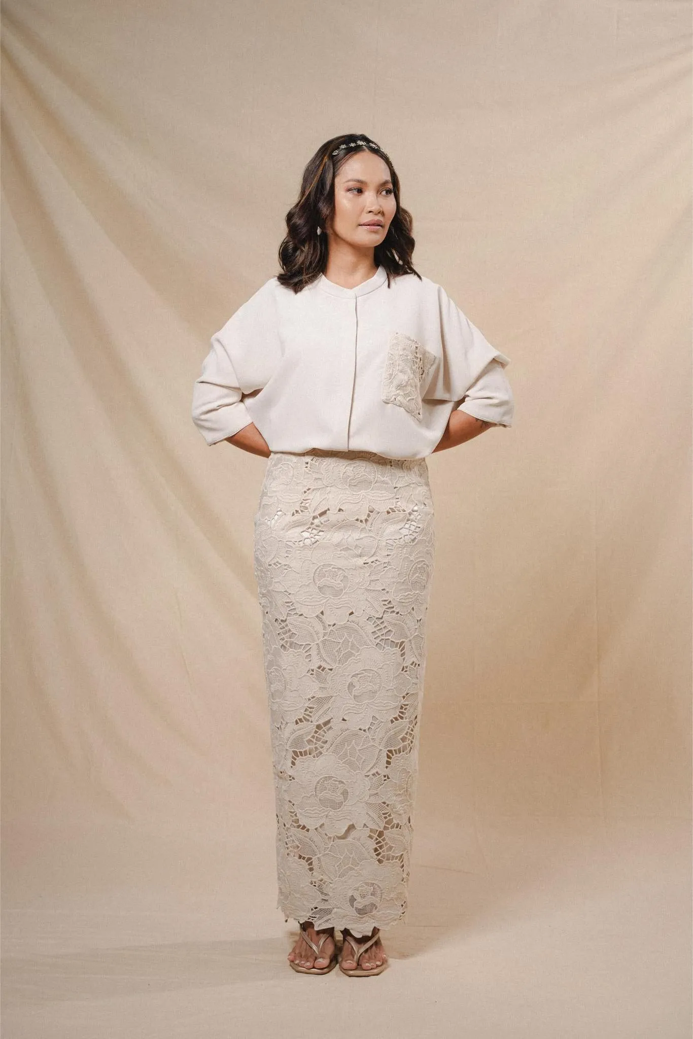 GAIA LACE SKIRT IN IVORY