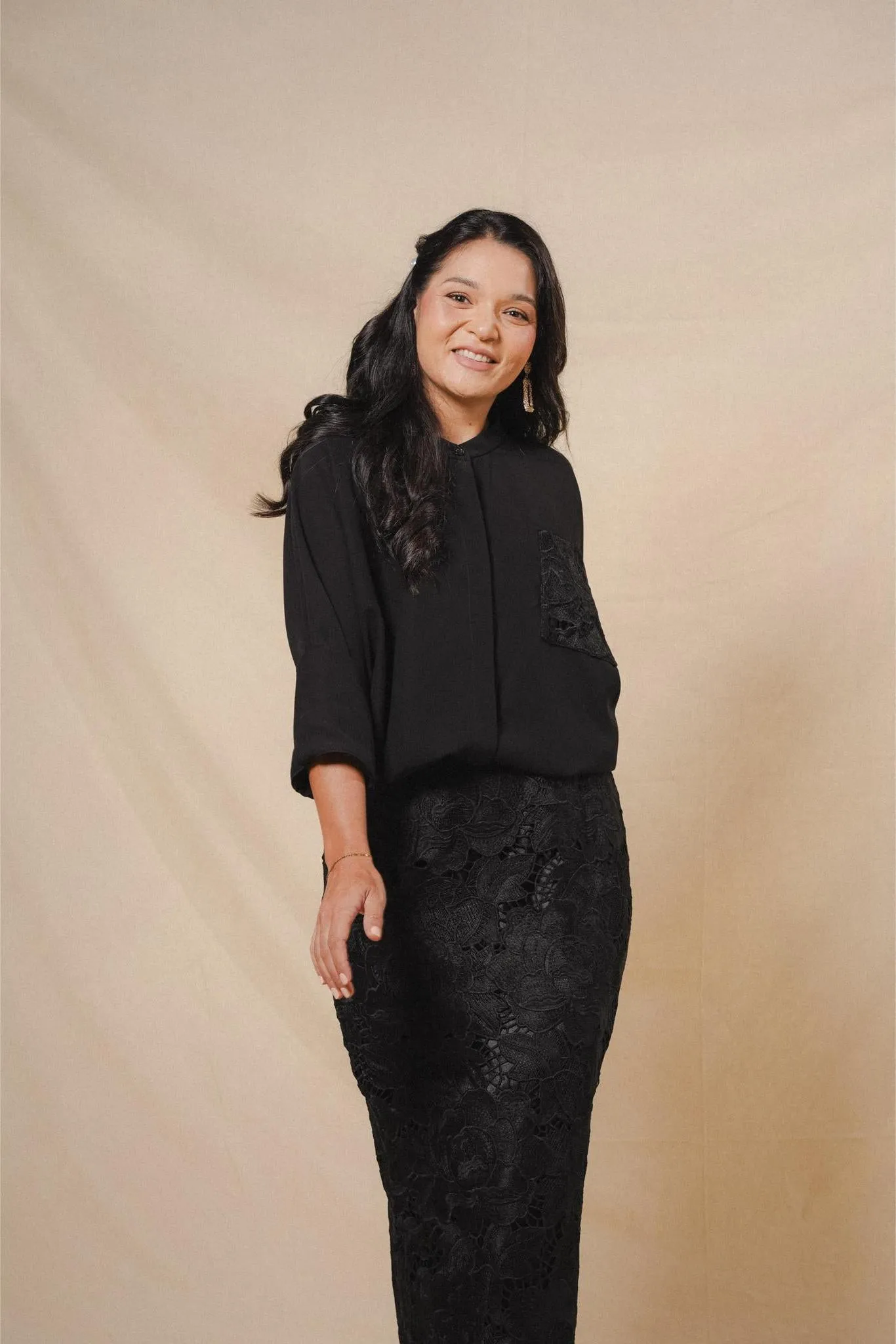 GAIA LACE SKIRT IN NOIR