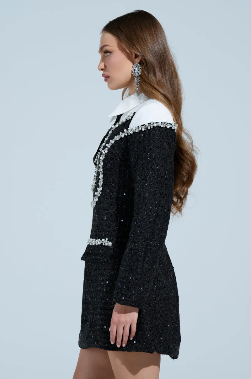 HIGH CLASS MINI DRESS WITH A TIE