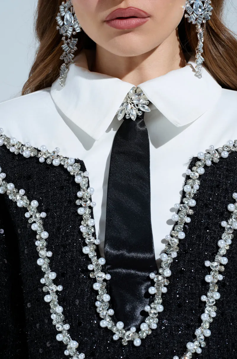 HIGH CLASS MINI DRESS WITH A TIE