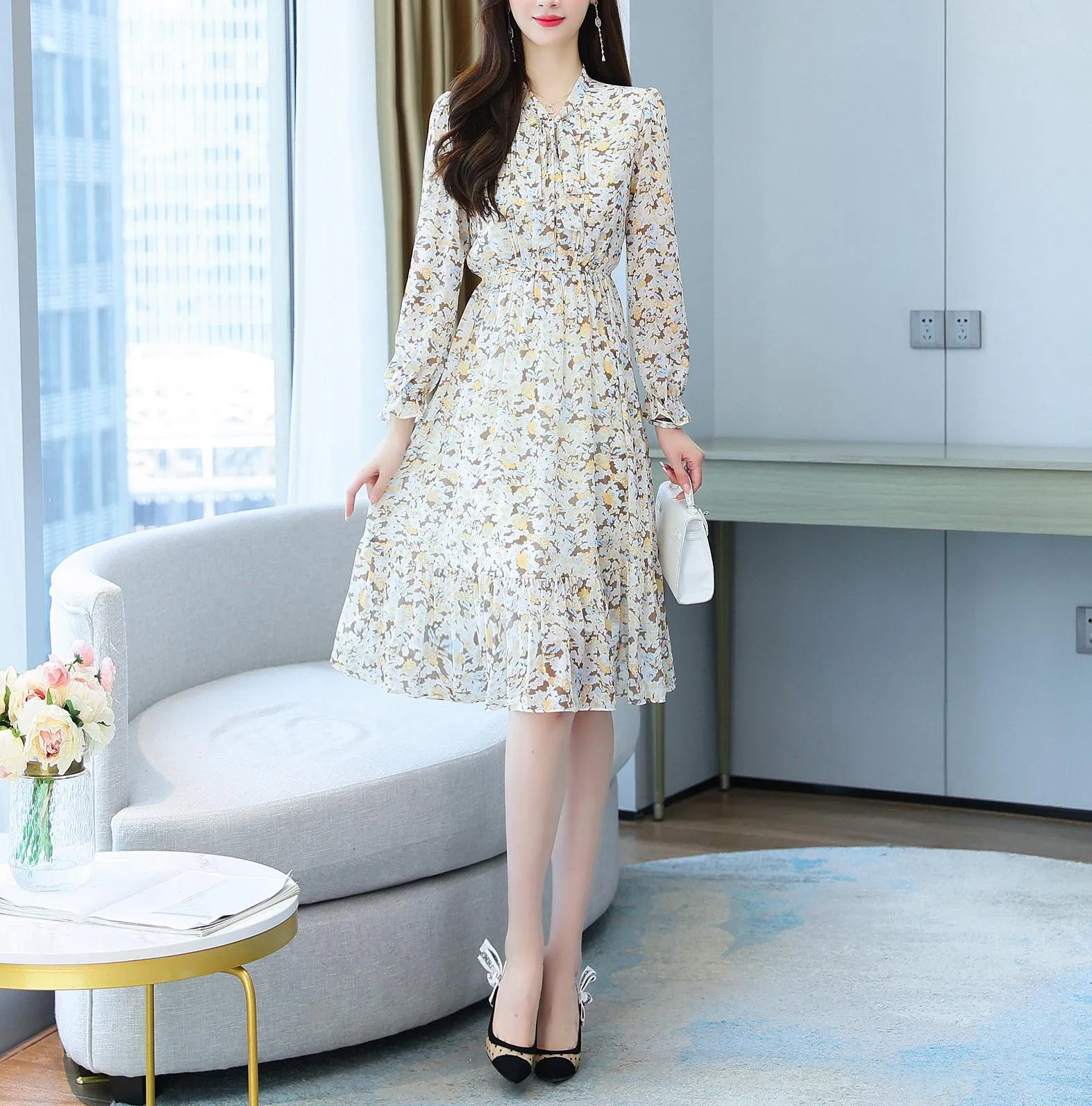 High-waisted A-line Dress in Elegant Chiffon for Women