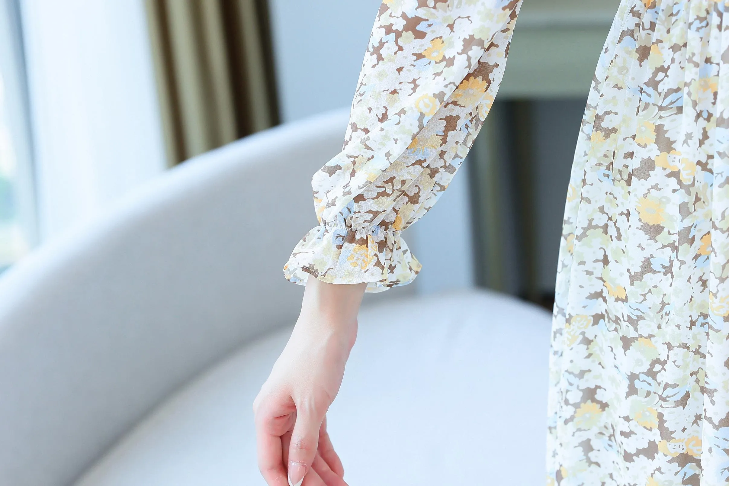 High-waisted A-line Dress in Elegant Chiffon for Women