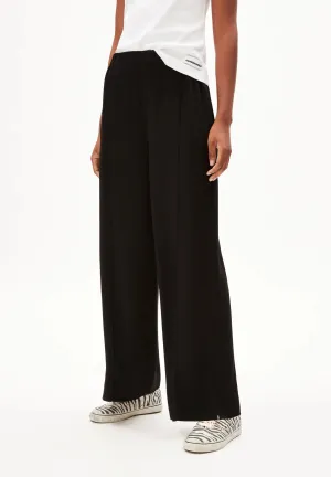 Jonvaalie Woven Pants in black
