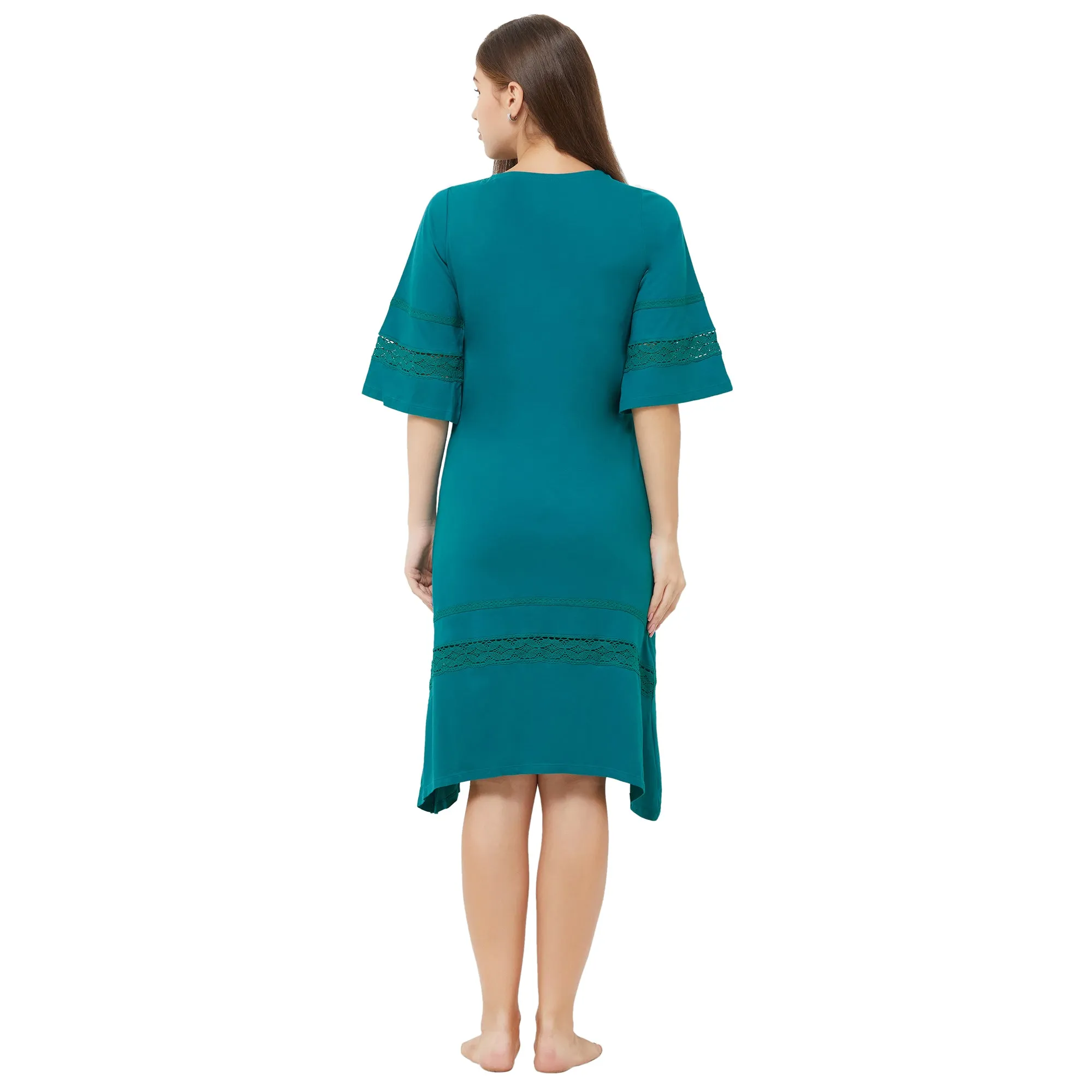 Laced knee length nighty