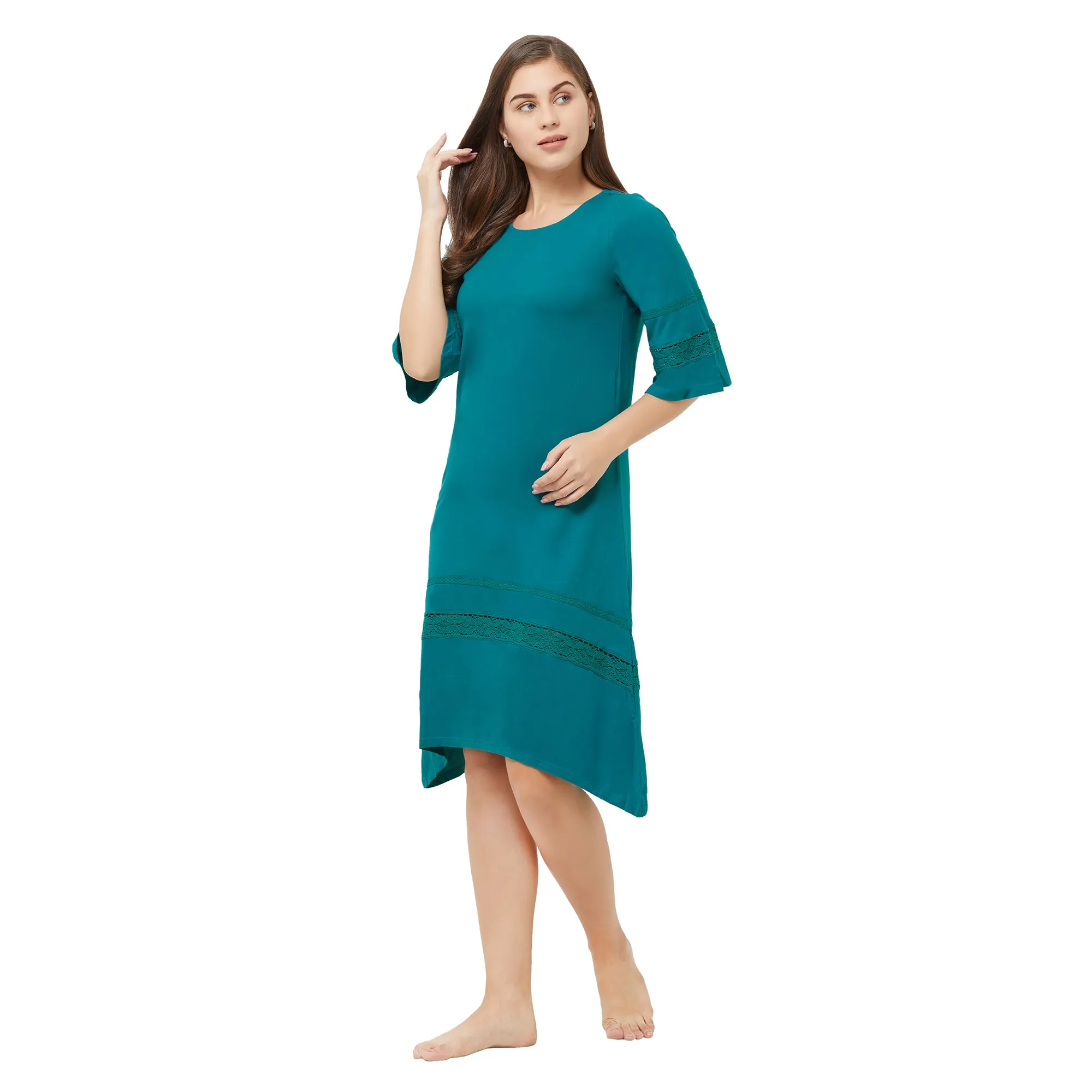 Laced knee length nighty