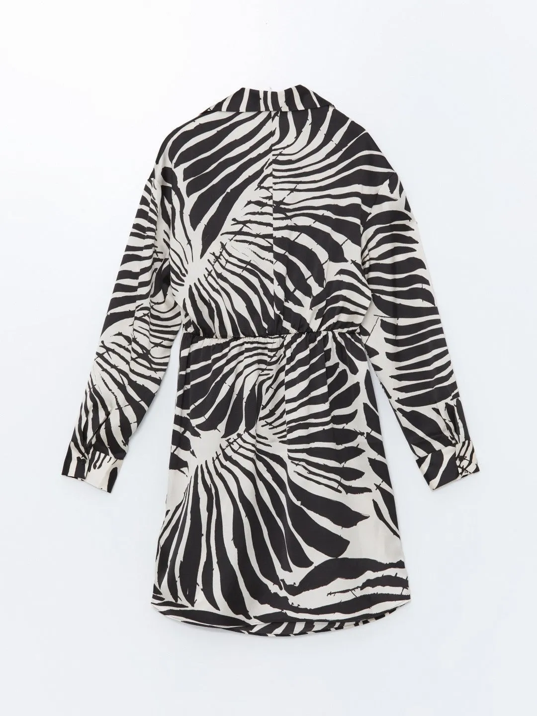 LCW Vision

Black Printed Shirt Collar Patterned Women's Dress