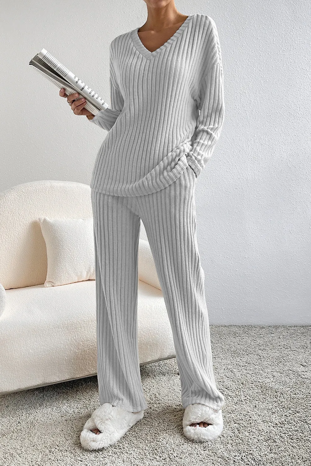 Light Grey Ribbed Knit V Neck Slouchy Two-Piece Loungewear Outfit
