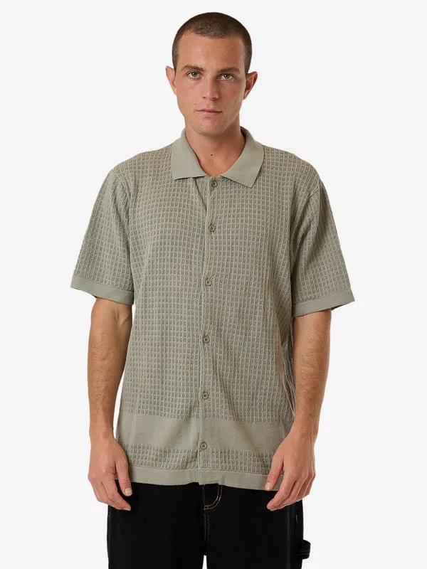 LOST IN PARADISE KNIT BOWLING SHIRT - ALUMINIUM