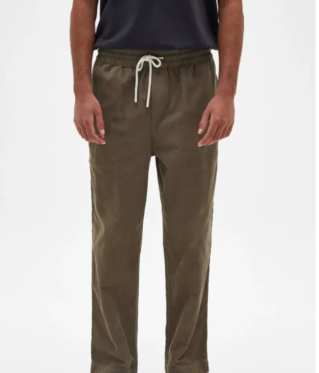 Mens Elijah Cord Pant Olive