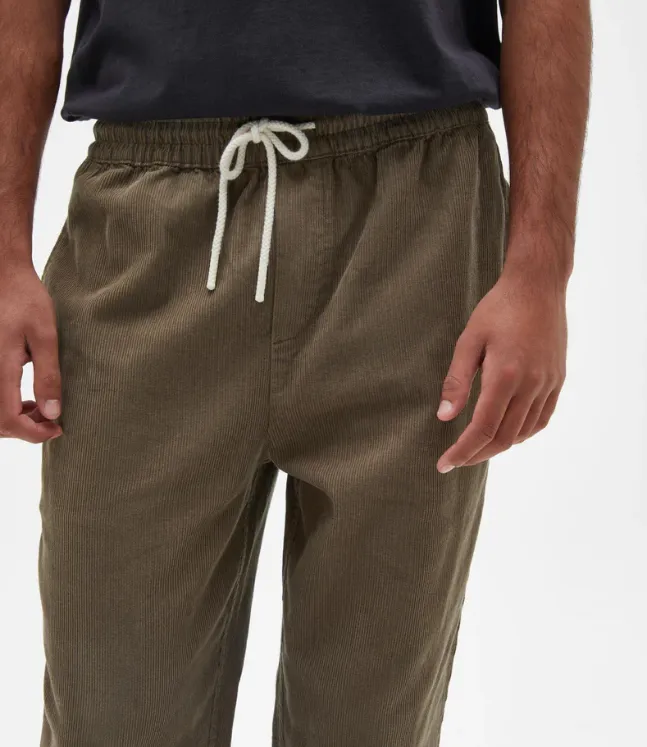 Mens Elijah Cord Pant Olive