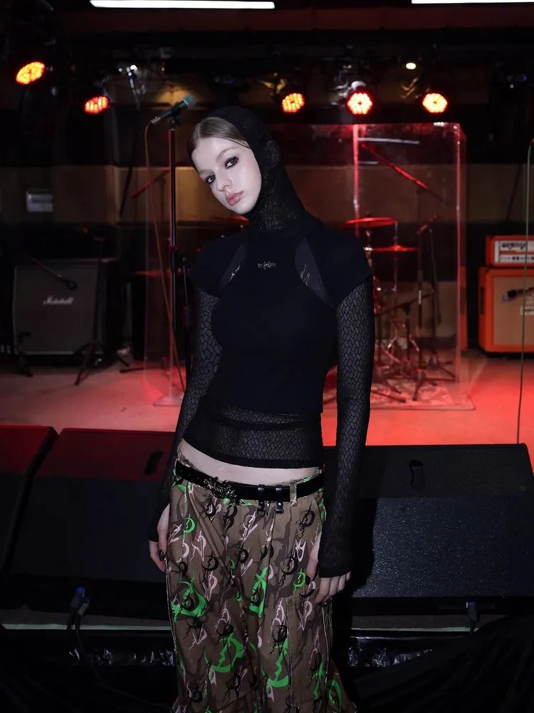 mesh hooded bottoming shirt