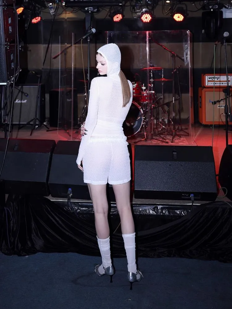 mesh hooded bottoming shirt
