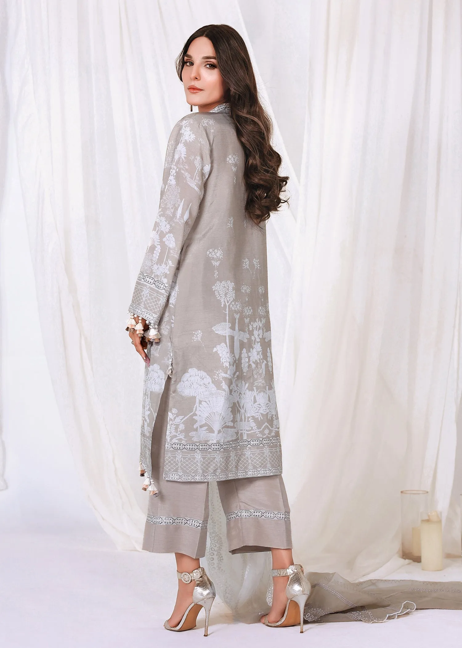 Nia - Misha by Reema Ahsan