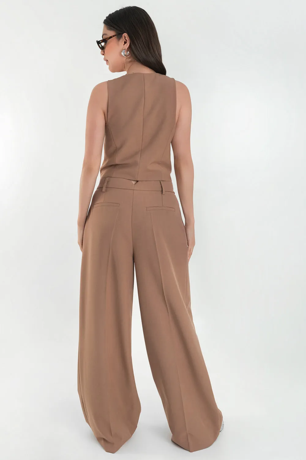 Pantalón de fit wide leg cintura baja con pinzas