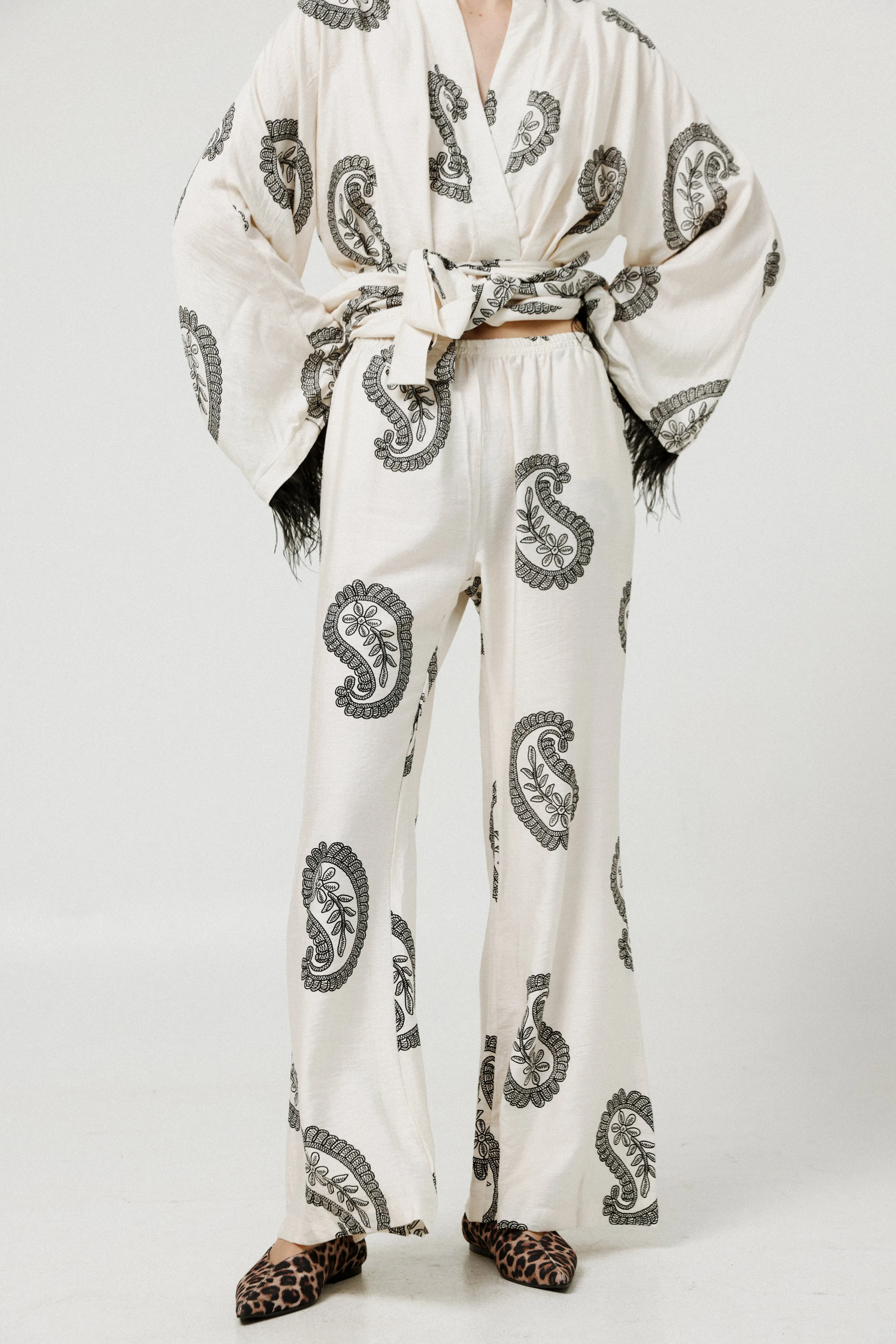 Peacock White Bottoms