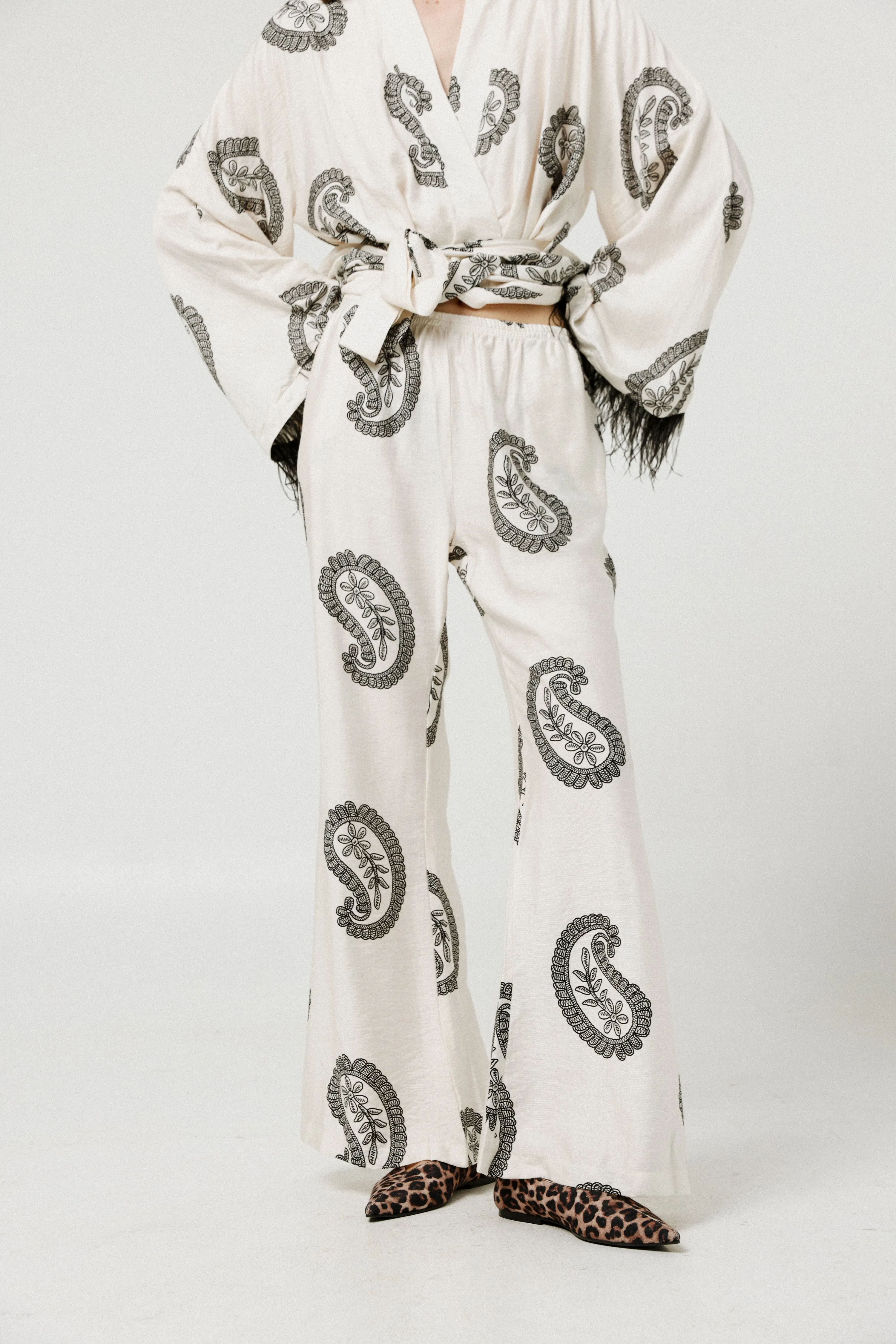 Peacock White Bottoms