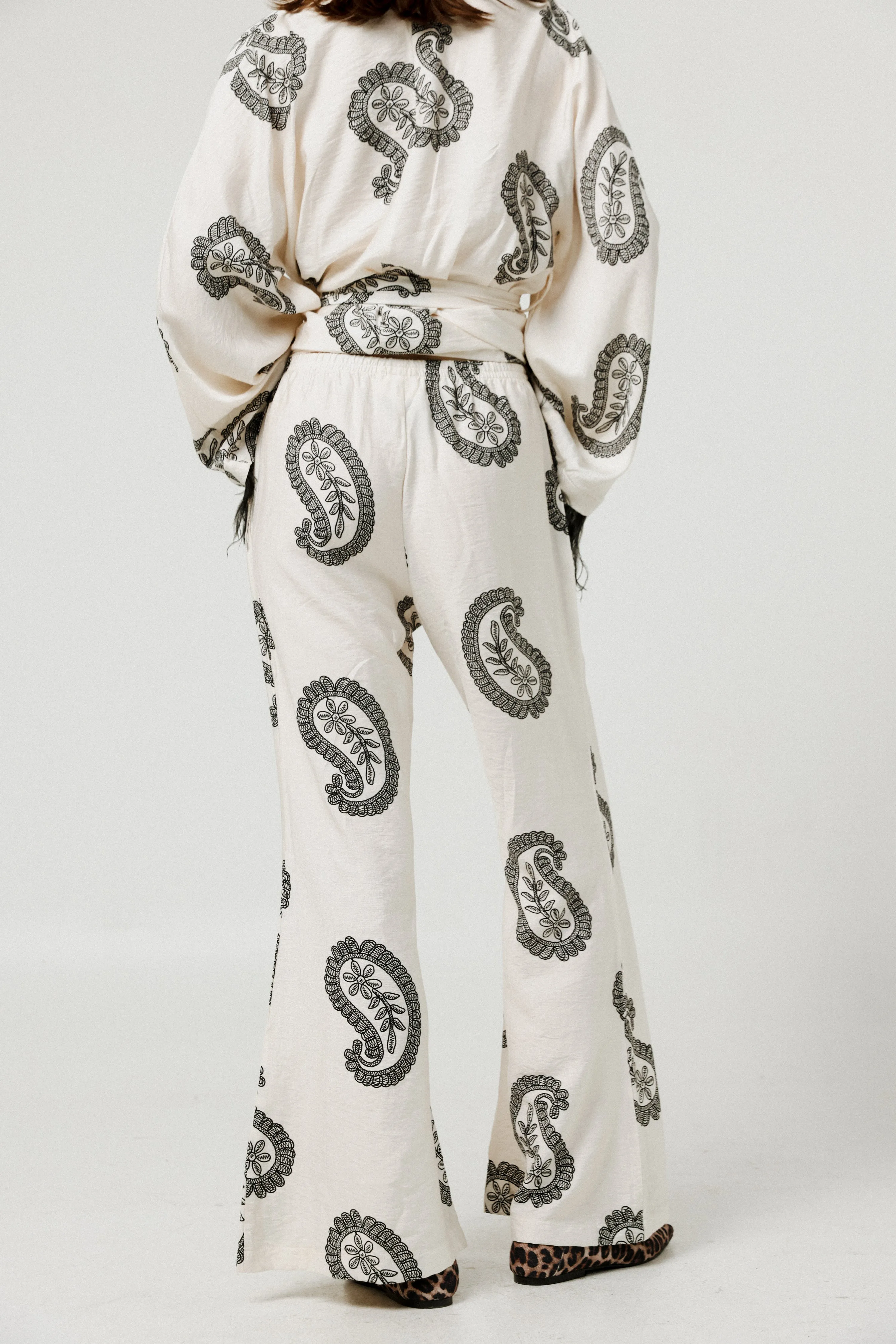 Peacock White Bottoms