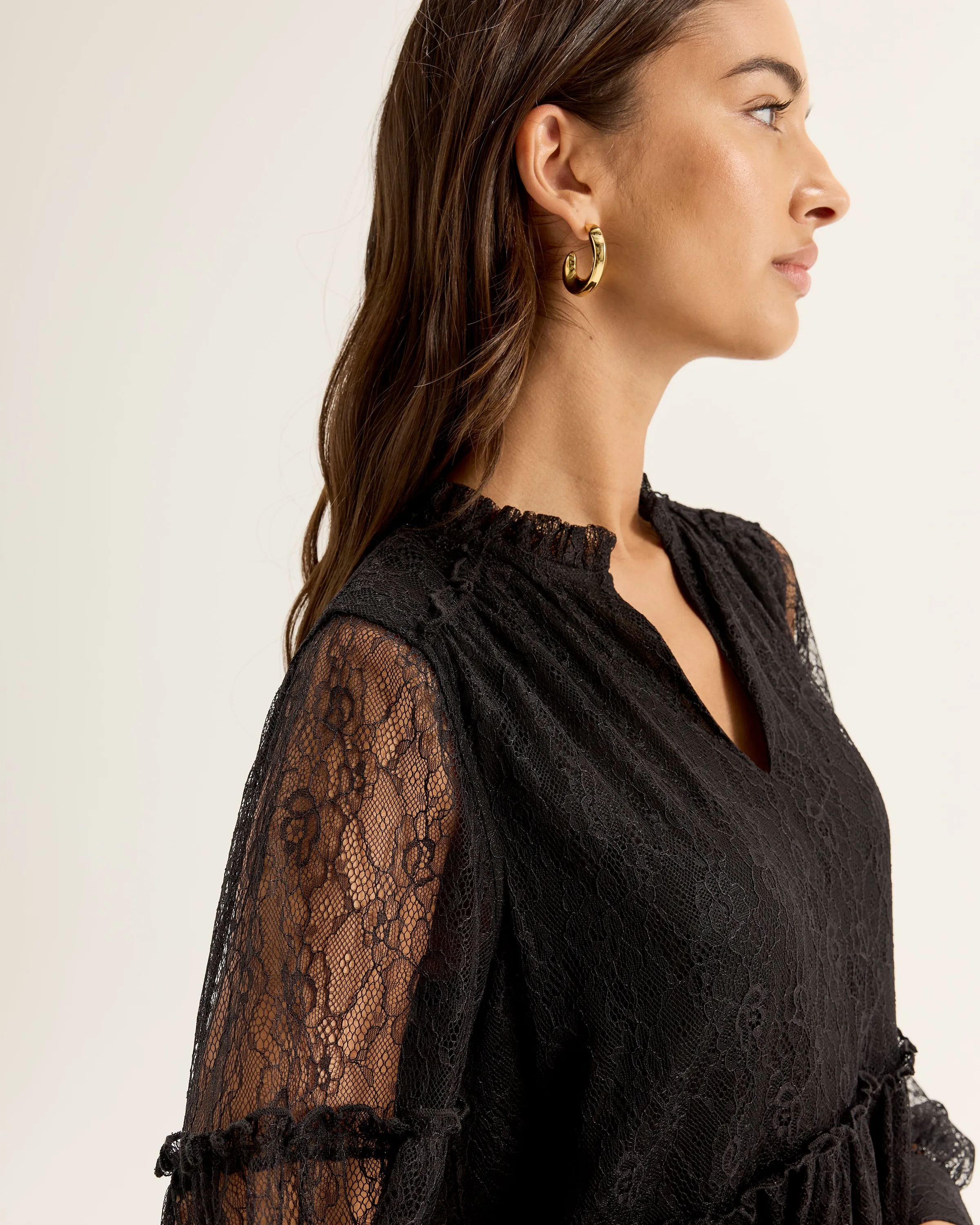 Pompidou Lace Blouse