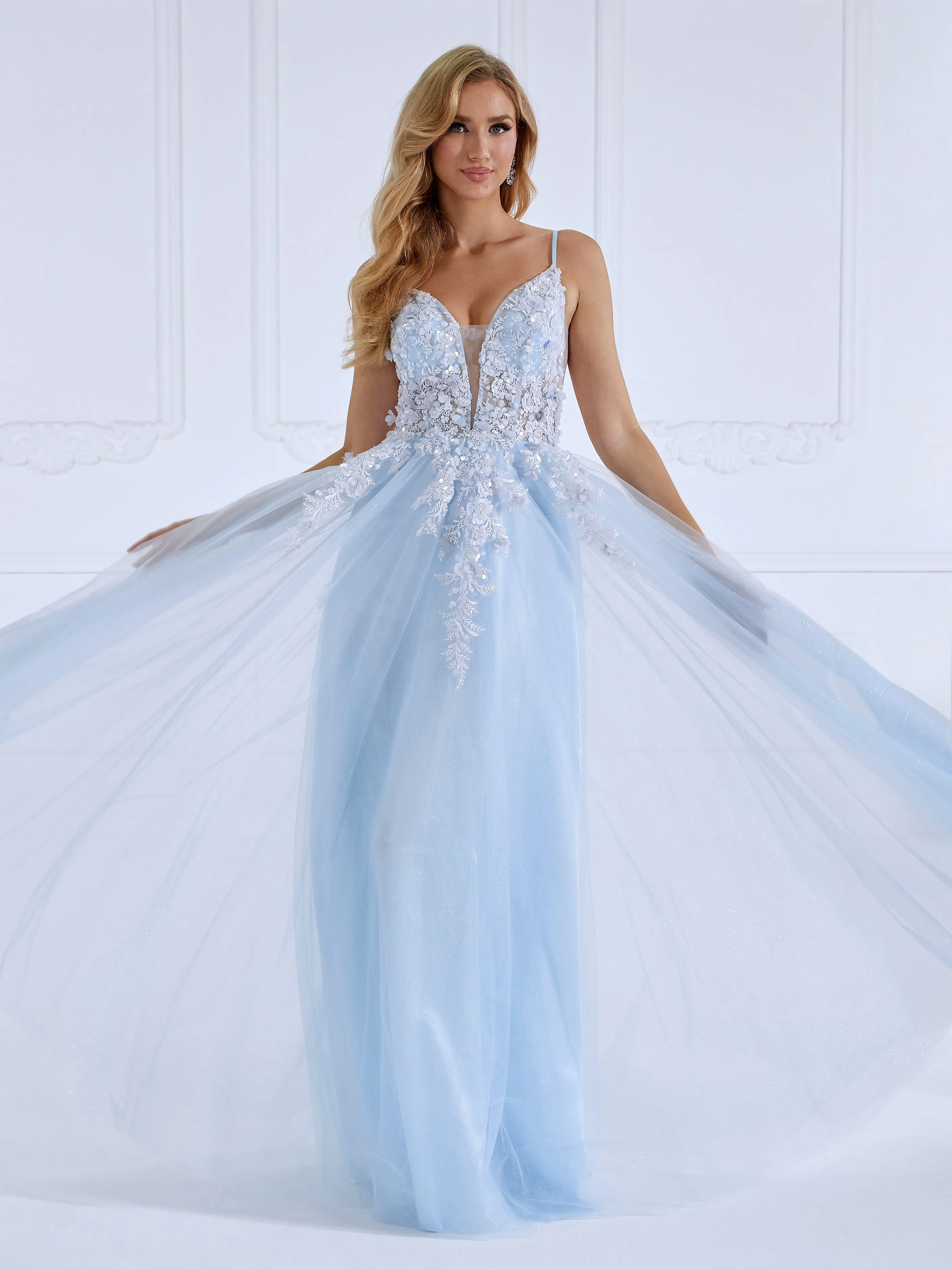 Princess V Neck Floor Length GlittleTulle Prom Dresses With Lace Beads #18905