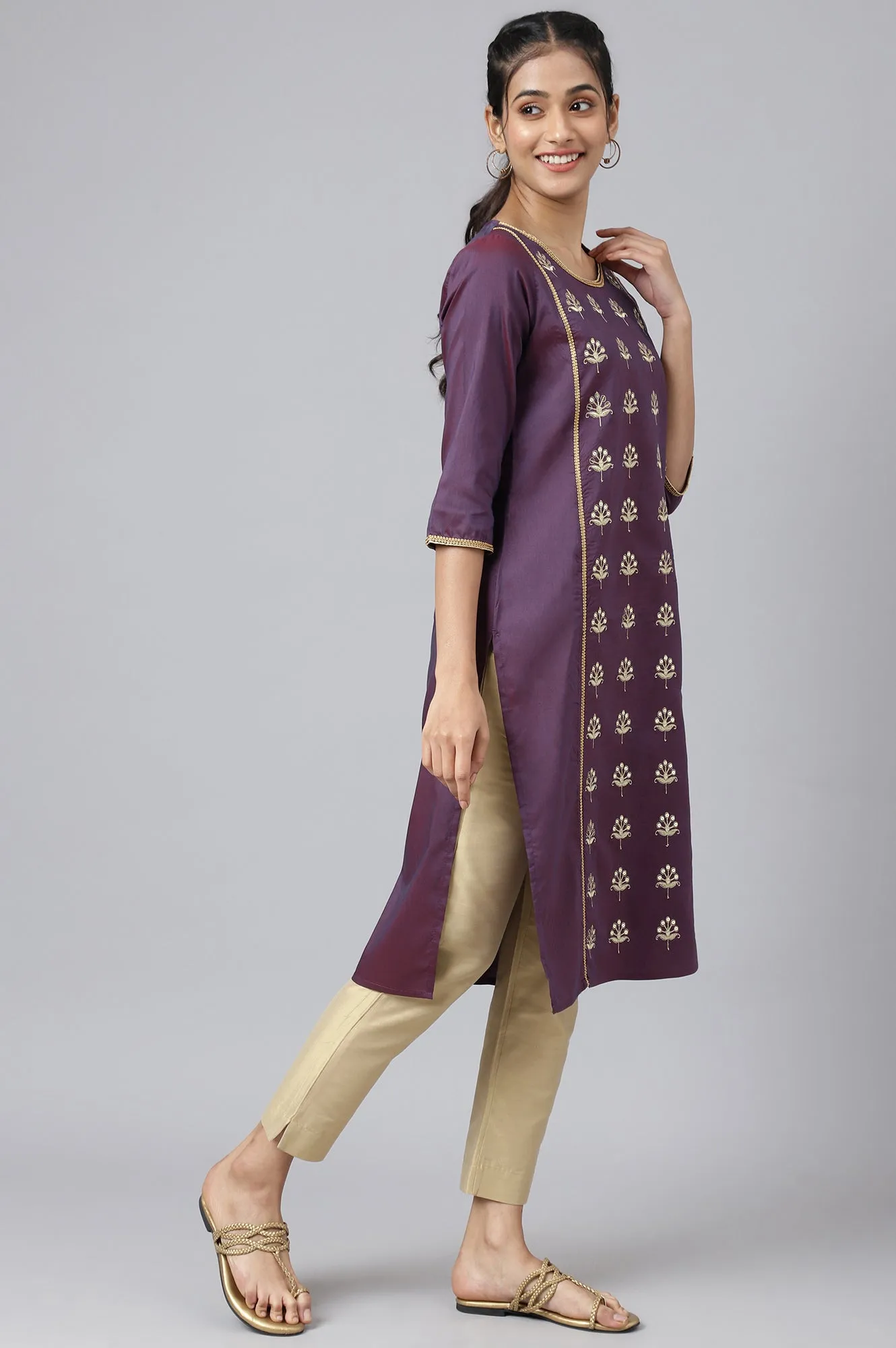 Purple Zari Embroidered Ethnic kurta