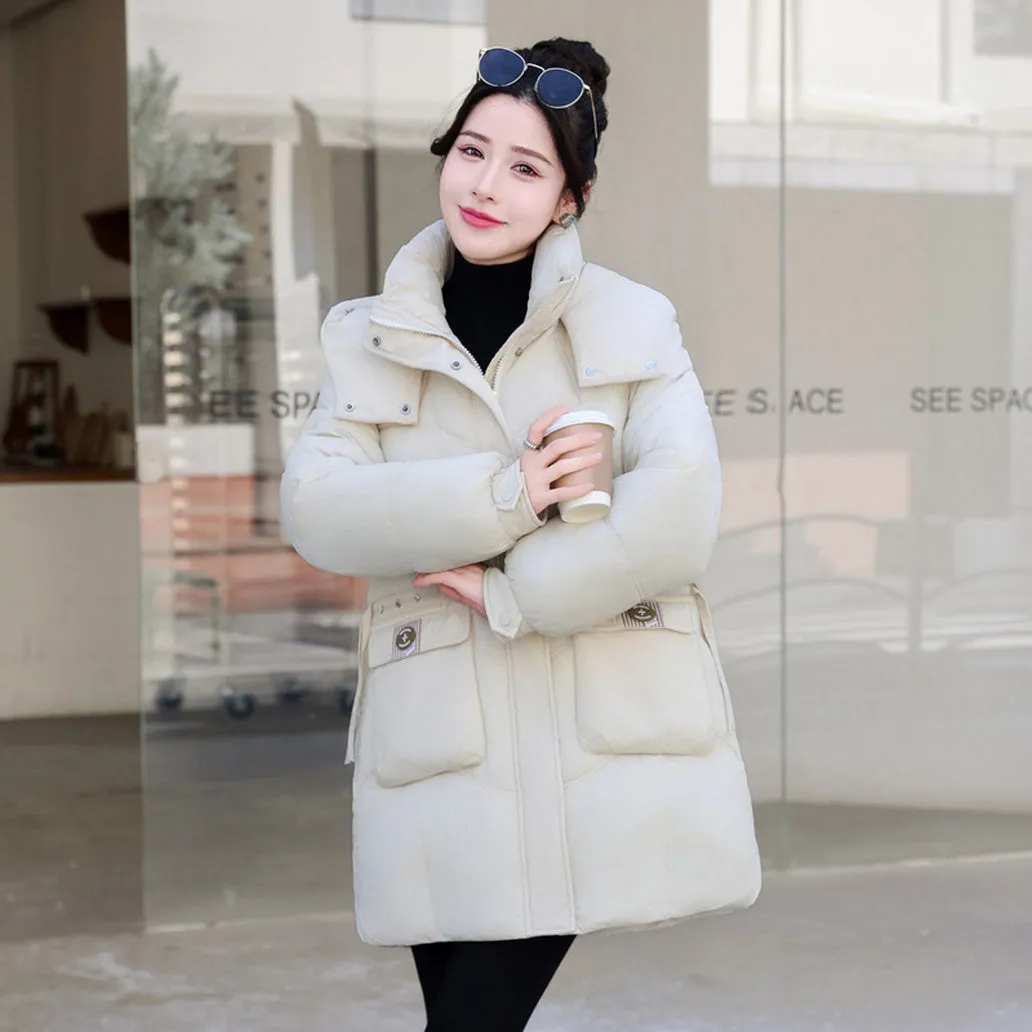 Quilted and Stain-resistant Puffer Coat for Women's Outdoor Adventures