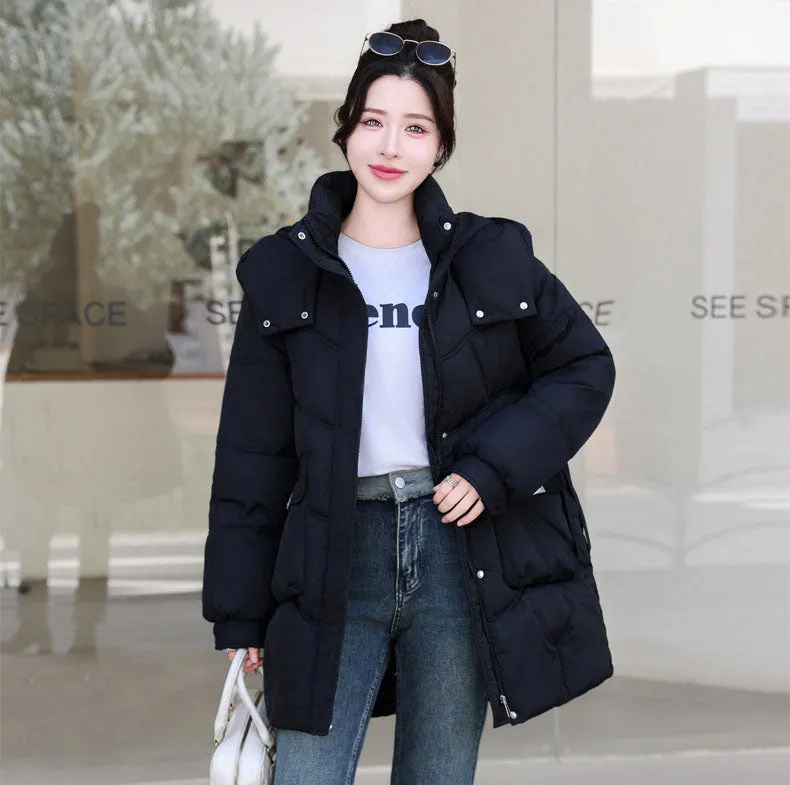 Quilted and Stain-resistant Puffer Coat for Women's Outdoor Adventures