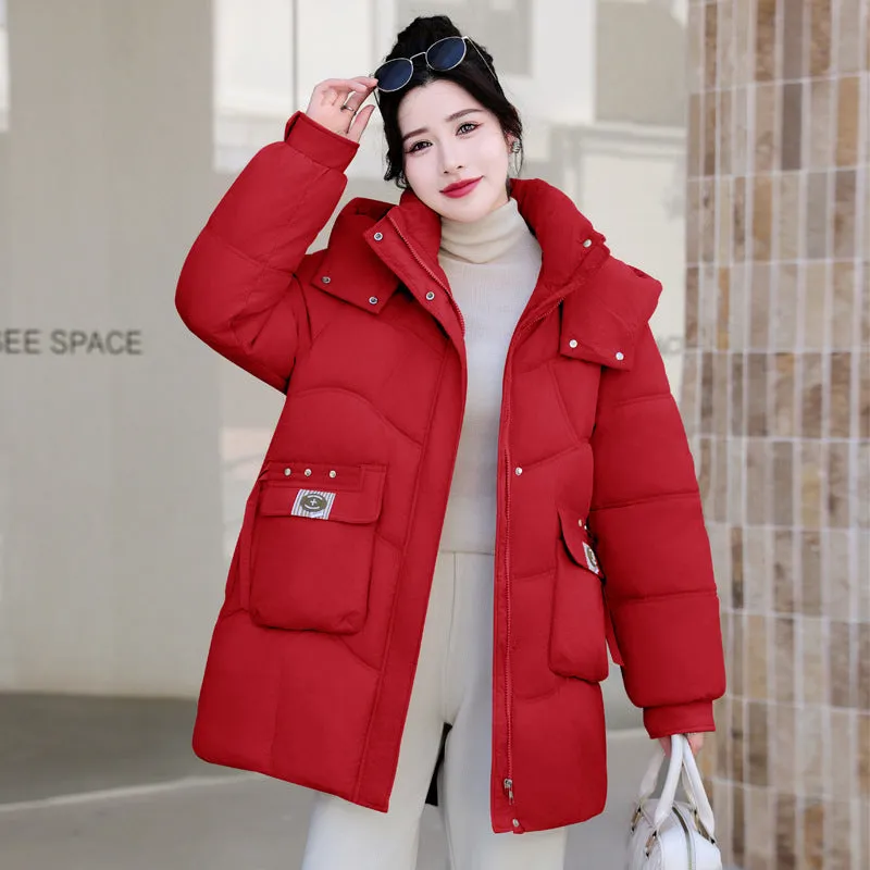 Quilted and Stain-resistant Puffer Coat for Women's Outdoor Adventures