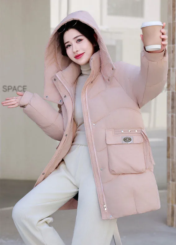 Quilted and Stain-resistant Puffer Coat for Women's Outdoor Adventures