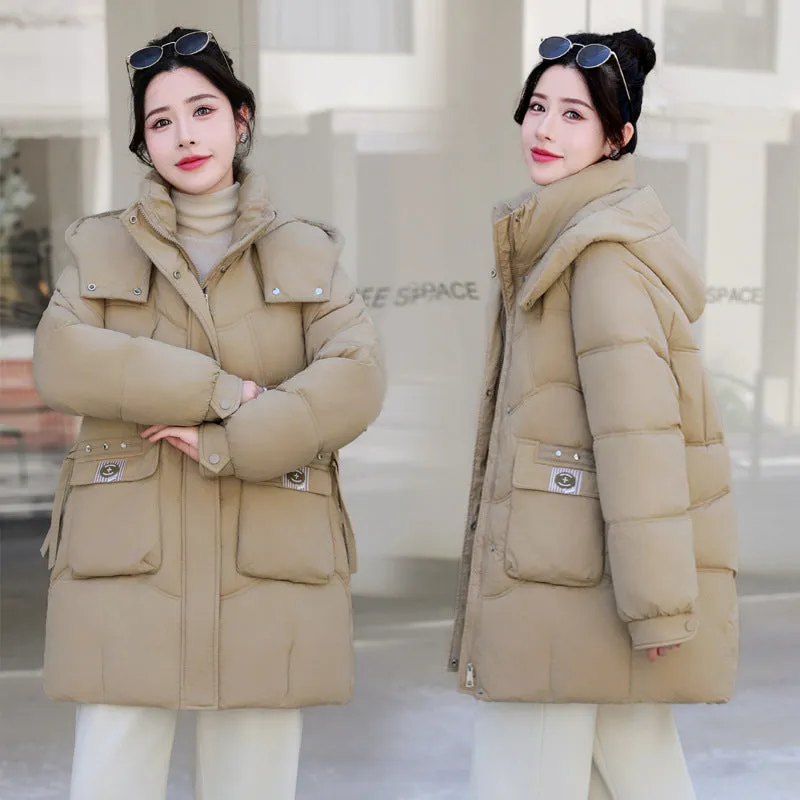Quilted and Stain-resistant Puffer Coat for Women's Outdoor Adventures
