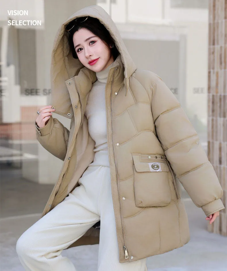 Quilted and Stain-resistant Puffer Coat for Women's Outdoor Adventures