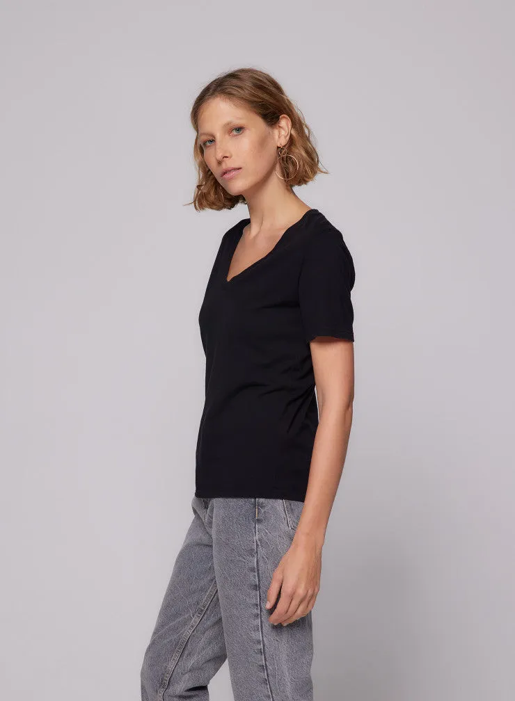 Short-Sleeved Cotton Patty V-neck T-shirt