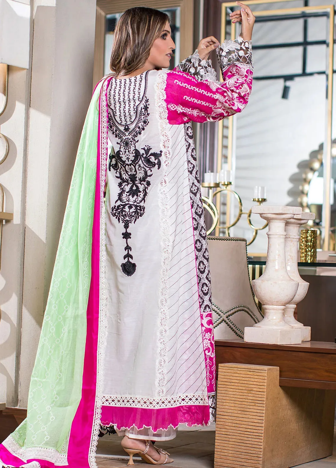 Shu Luxury Embroidered Unstitched 3Pcs