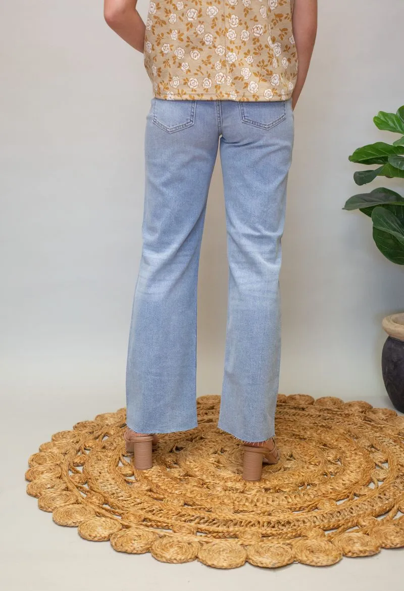 Sneak Peek HR Wide Leg Jean
